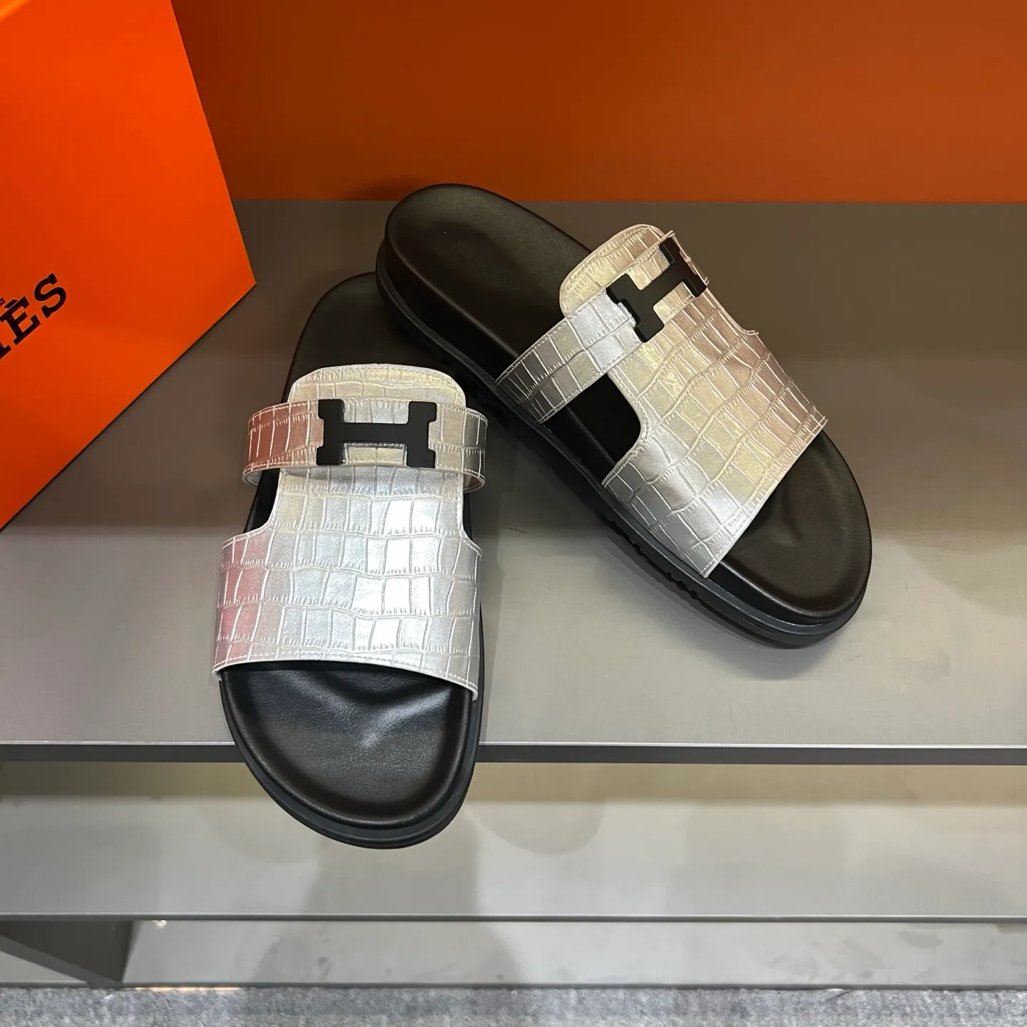 Men's shoes 💰300, size 38-45, the new 2014 summer Hermes shoes are the same as the original ones, handmade by masters! ❥High-end customization, exclusive products, the highest version in the industry⚠❥Using: Hermers upper: (pursuing top walking comfort) ✨Top quality on sale━━━━Hermes━━━━━